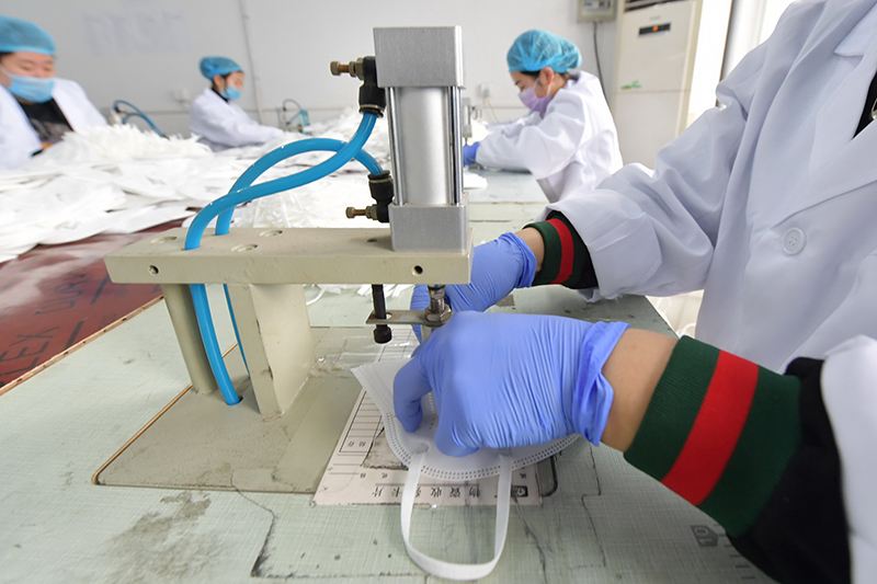 一个口罩厂商的自述：一直在想办法挺下去