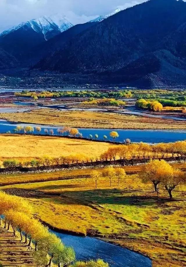 中国唯一不收费高速公路,5小时能看遍世间最美风景