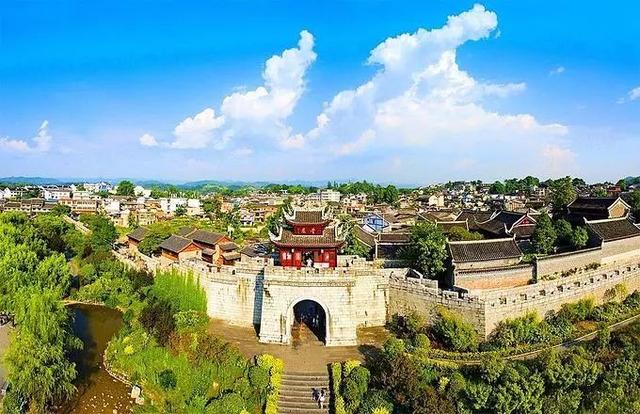 夏天必去的20个古镇,想去静静的呆几天