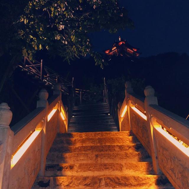 上海出发高铁1h直达!这个千年古城风景绝美消费不高,值得一去!