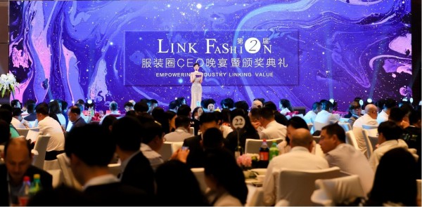 118603专业买家,2000家展商汇聚童博会,快来占据流量高地！