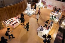 日本皮革产业联合会于上海展开快闪活动